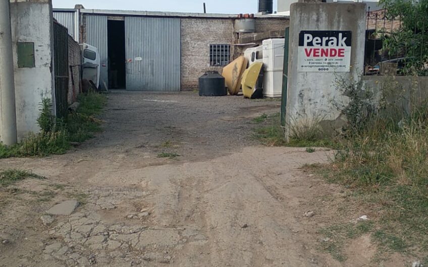 TERRENO Y GALPÓN EN VENTA