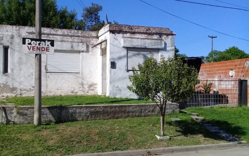 CASA A RECICLAR EN VENTA